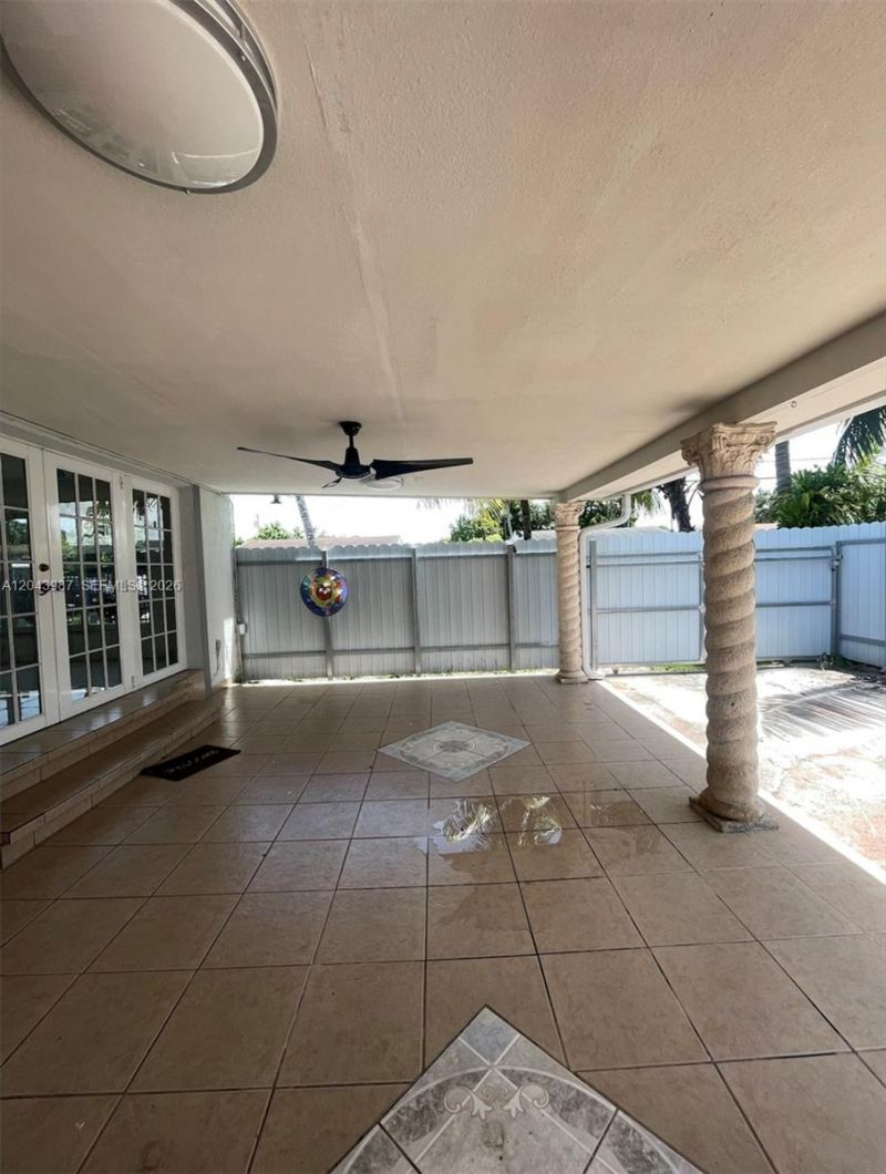 2955 NW 102nd St , Miami, FL 33147 Photo