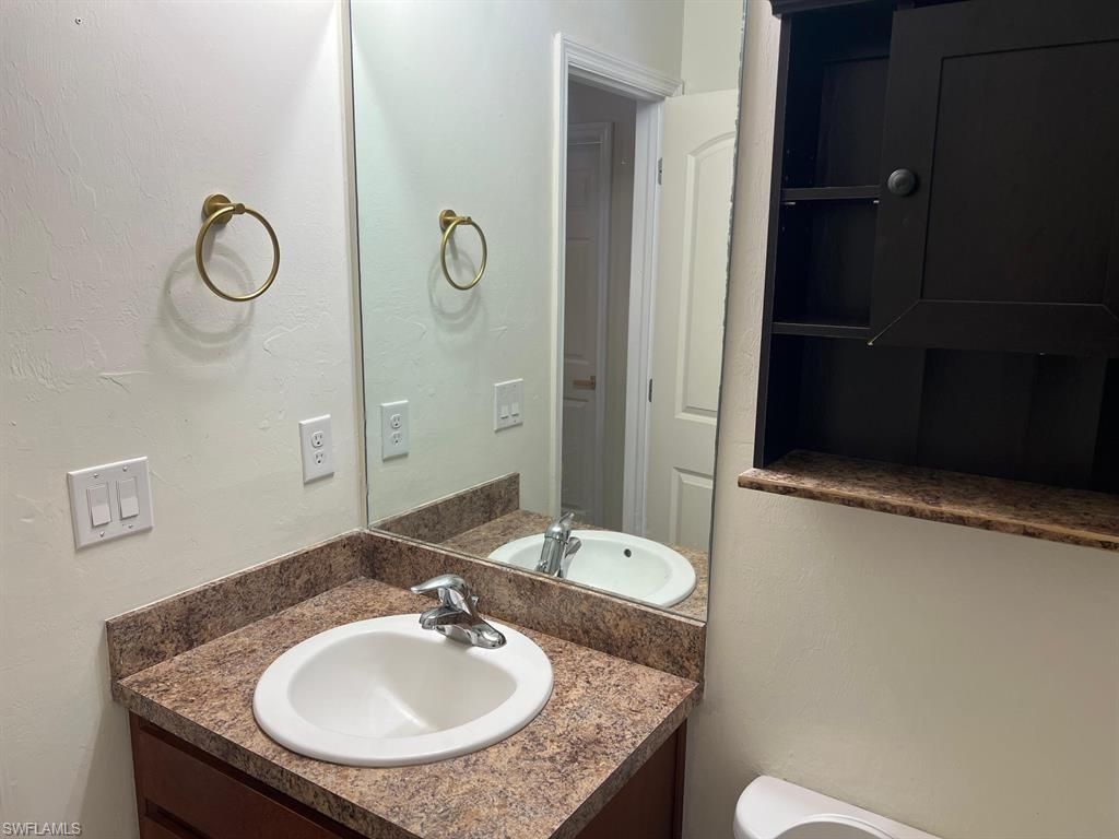10329 Canal Brook Ln, Lehigh Acres, FL 33936 Photo