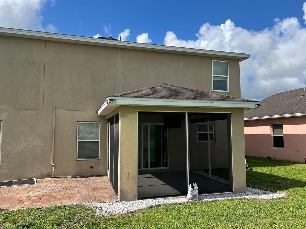 10329 Canal Brook Ln, Lehigh Acres, FL 33936 Photo