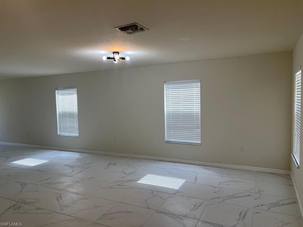 10329 Canal Brook Ln, Lehigh Acres, FL 33936 Photo