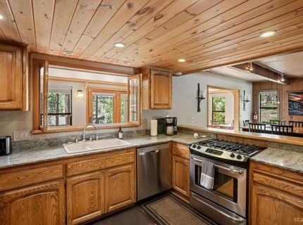2427 Cold Creek Trail, South Lake Tahoe, CA 96150 Photo