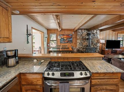 2427 Cold Creek Trail, South Lake Tahoe, CA 96150 Photo