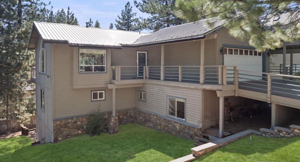 2400 Lupine Trail, South Lake Tahoe, CA 96150 Photo