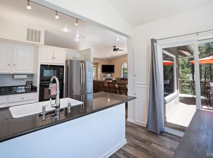 2400 Lupine Trail, South Lake Tahoe, CA 96150 Photo