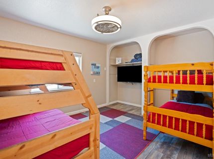 2400 Lupine Trail, South Lake Tahoe, CA 96150 Photo