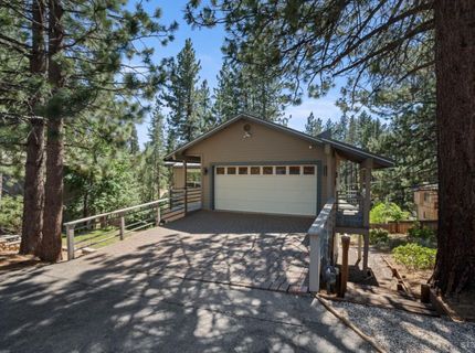 2400 Lupine Trail, South Lake Tahoe, CA 96150 Photo