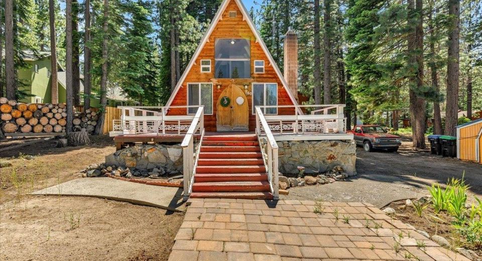 760 Seneca Drive, South Lake Tahoe, CA 96150 Photo