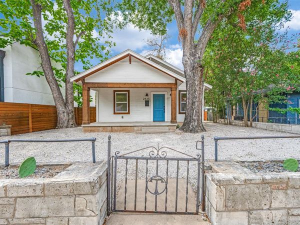 2513 E Cesar Chavez ST, Austin, TX 78702
