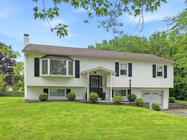 1 Craig Place , Wappingers Falls, NY 12590
