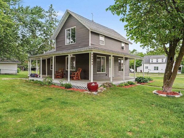 210 Adams Street S, Mt Pleasant, MI 48858