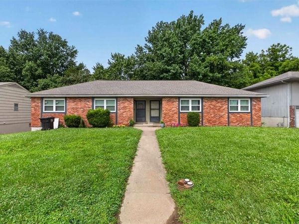 8310 Sterling Avenue, Raytown, MO 64138