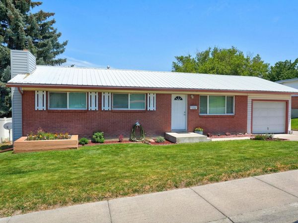 1126 La Brea, Pocatello, ID 83201