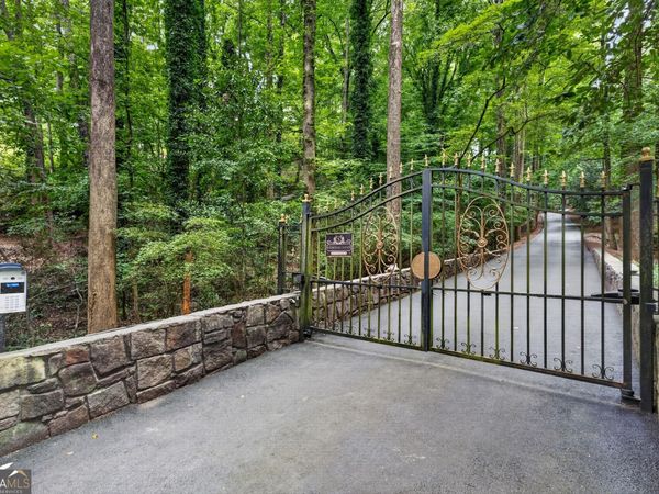 3640 Cloudland Drive NW, Atlanta, GA 30327