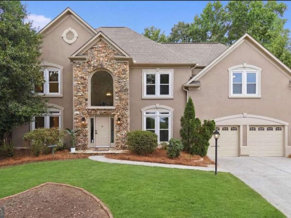 1470 Devonash Lane, Dunwoody, GA 30338