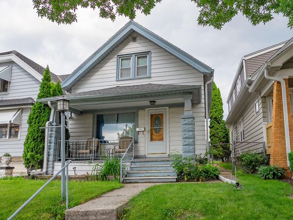 1432 S 78th St, West Allis, WI 53214