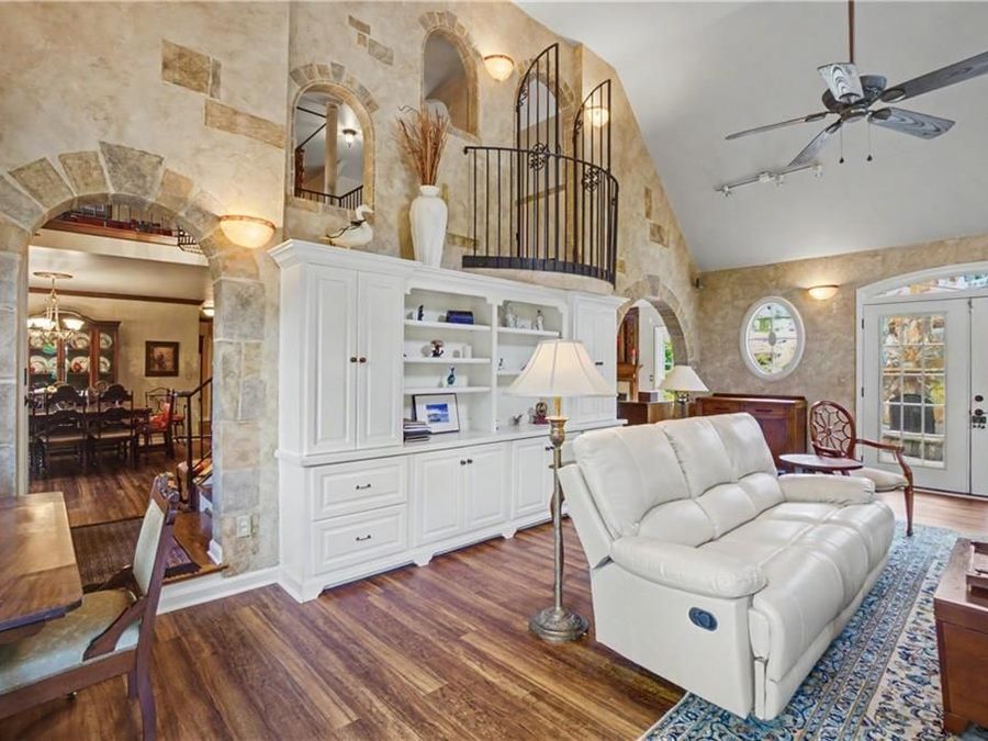 Property Image 30