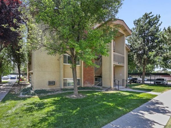 1829 W 7600 S, Unit G104, West Jordan, UT 84084