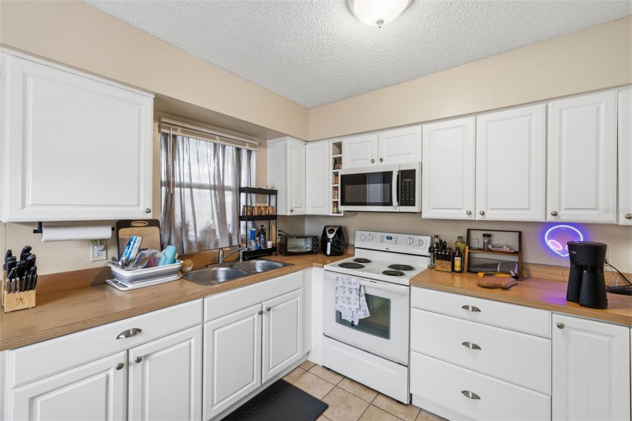 2601 61st Avenue N, Saint Petersburg, FL 33714 Photo