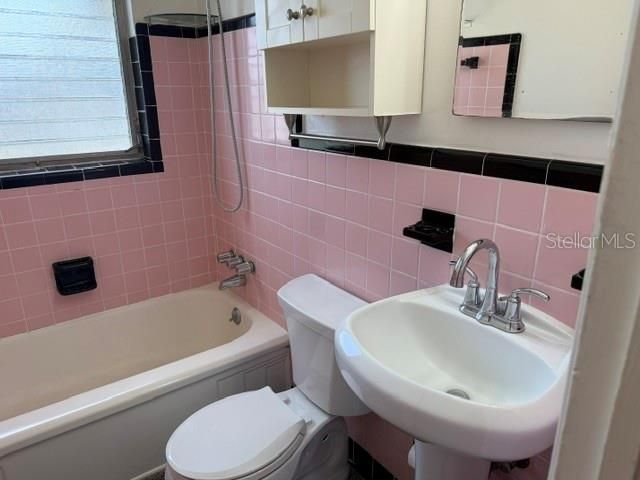 3933 58th Lane N, Saint Petersburg, FL 33709 Photo