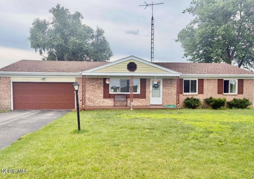 2897 County Road H, Swanton, OH 43558 Main Photo
