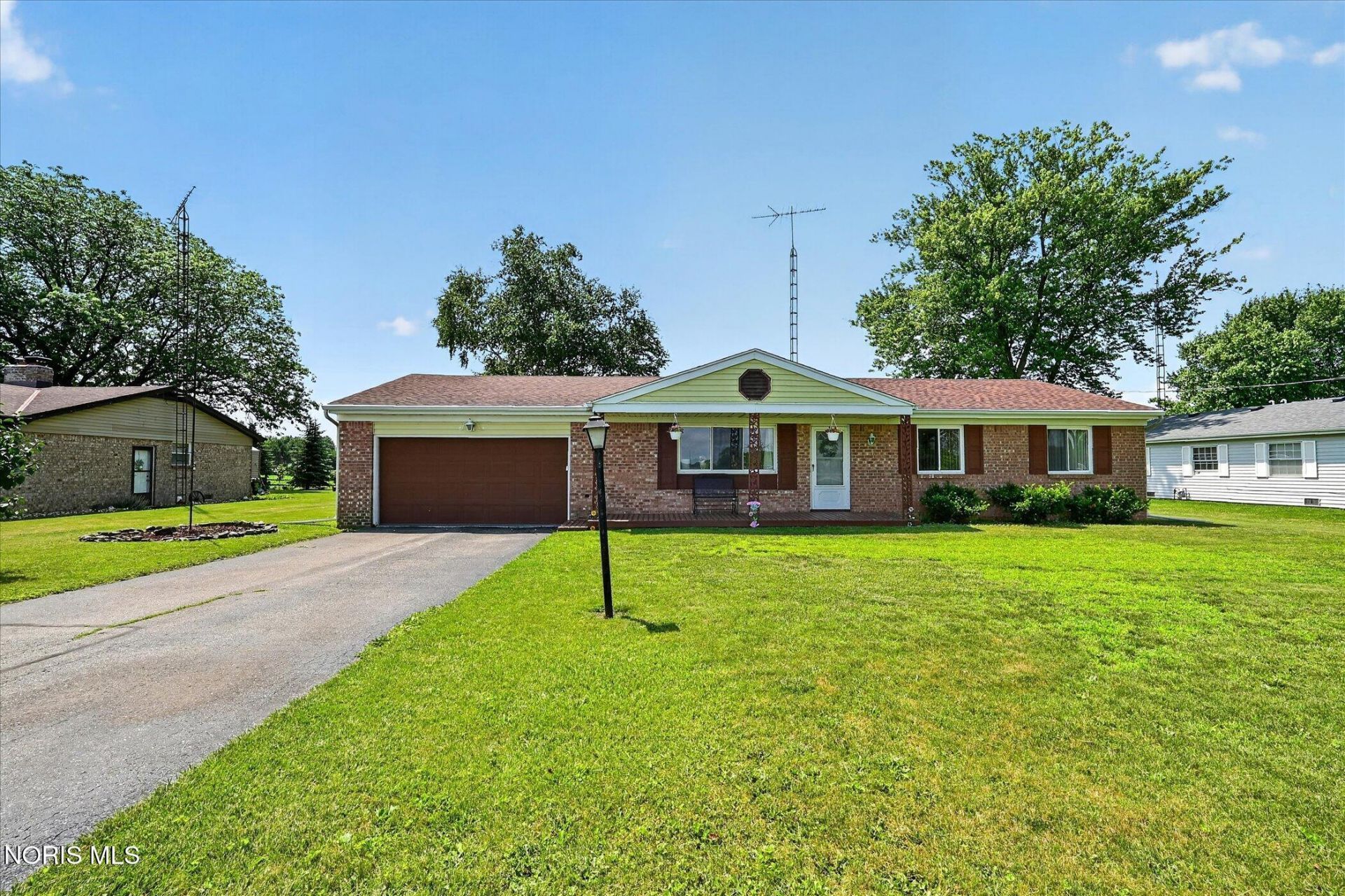 2897 County Road H, Swanton, OH 43558 Main Photo