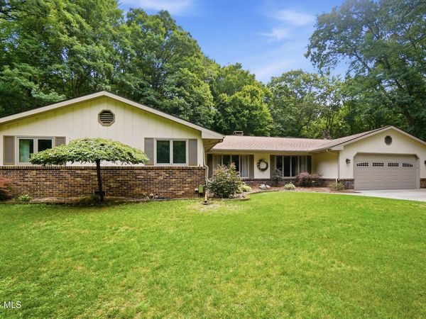 3855 La Plante Road, Monclova, OH 43542