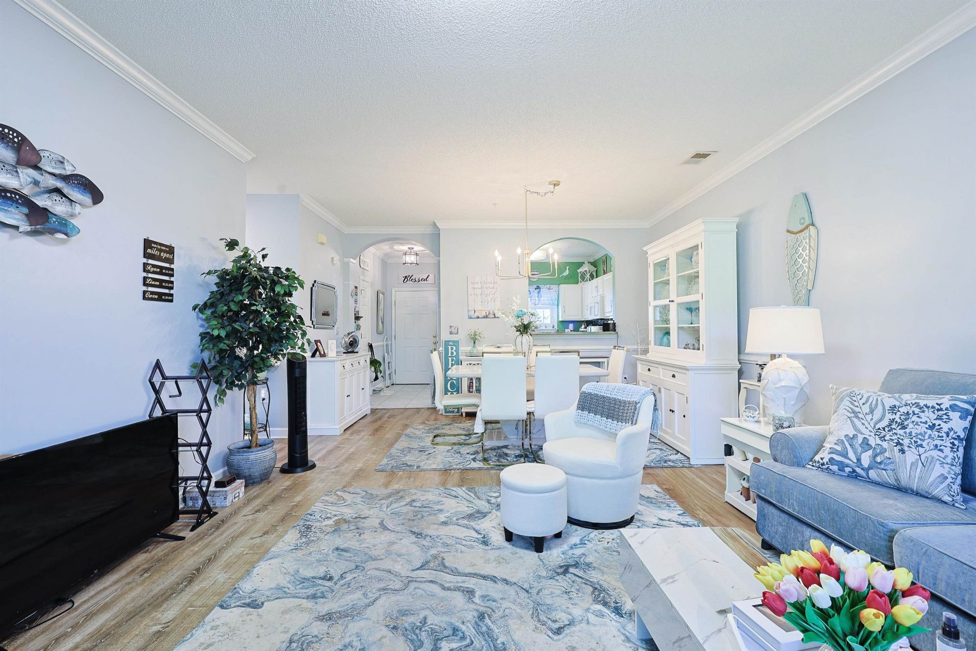6203 Catalina Dr.  Photo 4