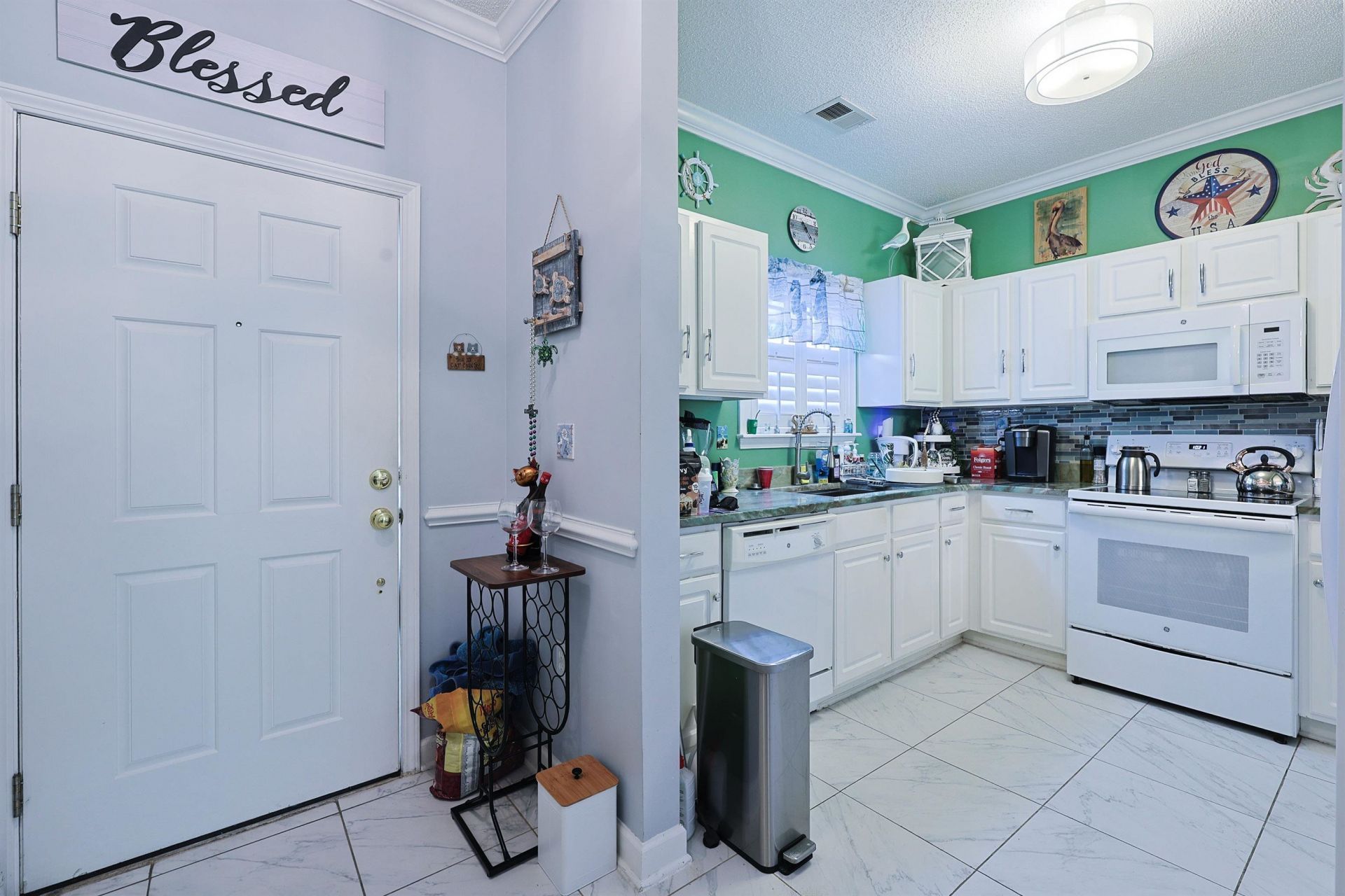 6203 Catalina Dr.  Photo 6