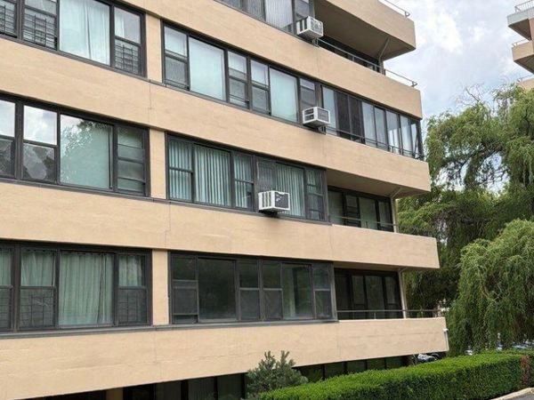 166-10 Powells Cove Boulevard , Unit 2C, Whitestone, NY 11357
