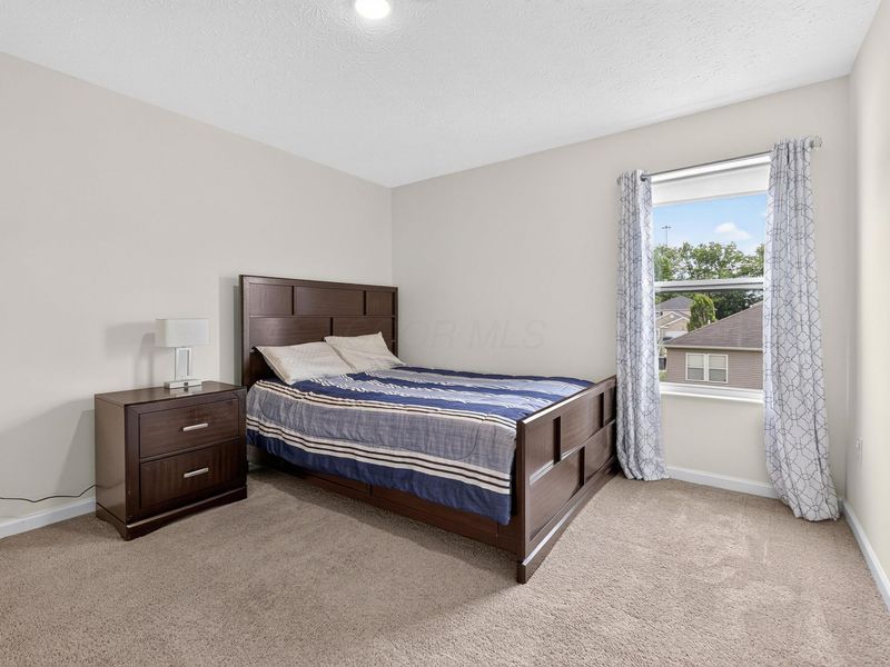 1549 Lewes Castle Drive, Grove City, OH 43123 Photo 28