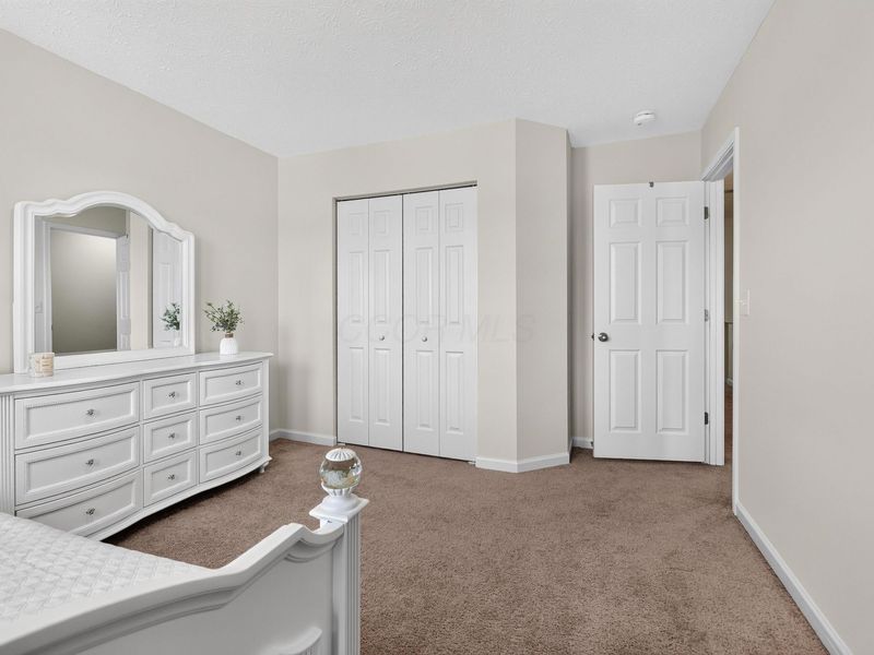 1549 Lewes Castle Drive, Grove City, OH 43123 Photo 32