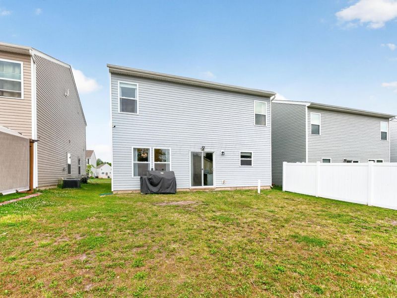 1549 Lewes Castle Drive, Grove City, OH 43123 Photo 35