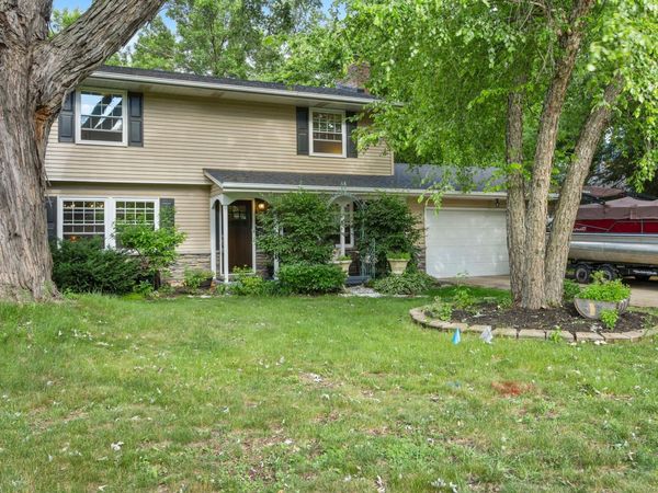 127 16th Avenue NW, New Brighton, MN 55112