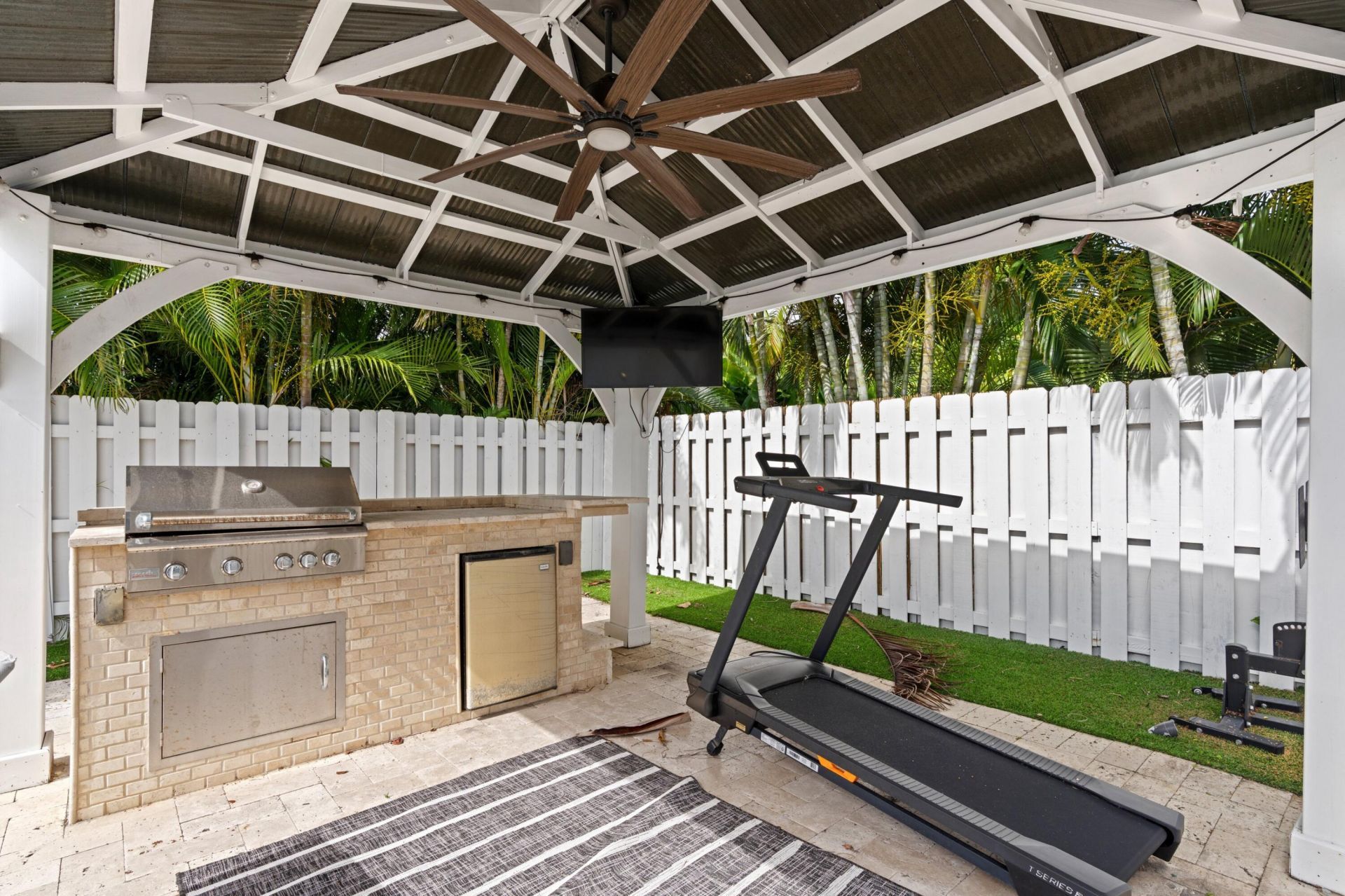 124 Oregon Lane, Boca Raton, FL 33487 Photo