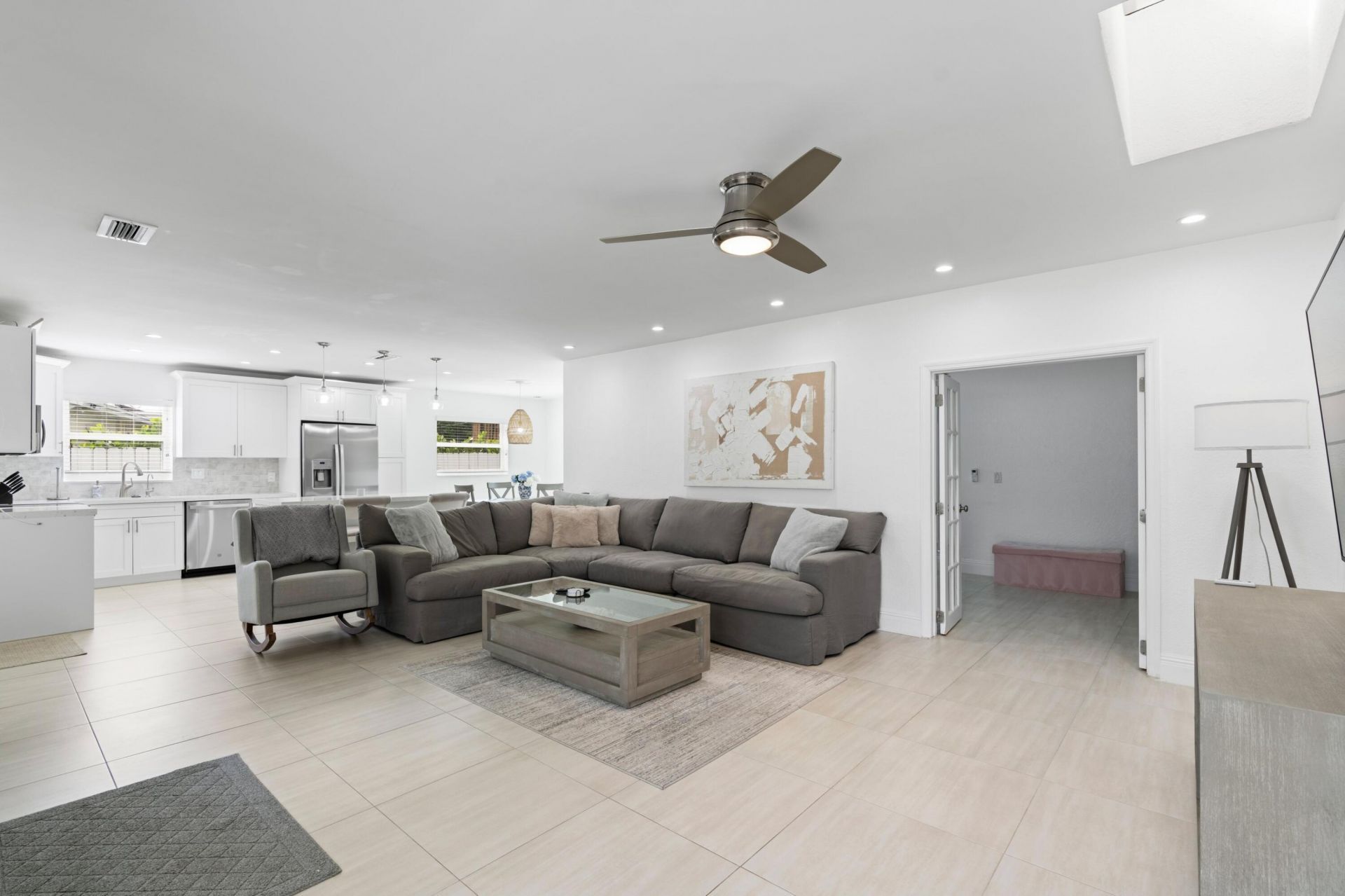 124 Oregon Lane, Boca Raton, FL 33487 Photo