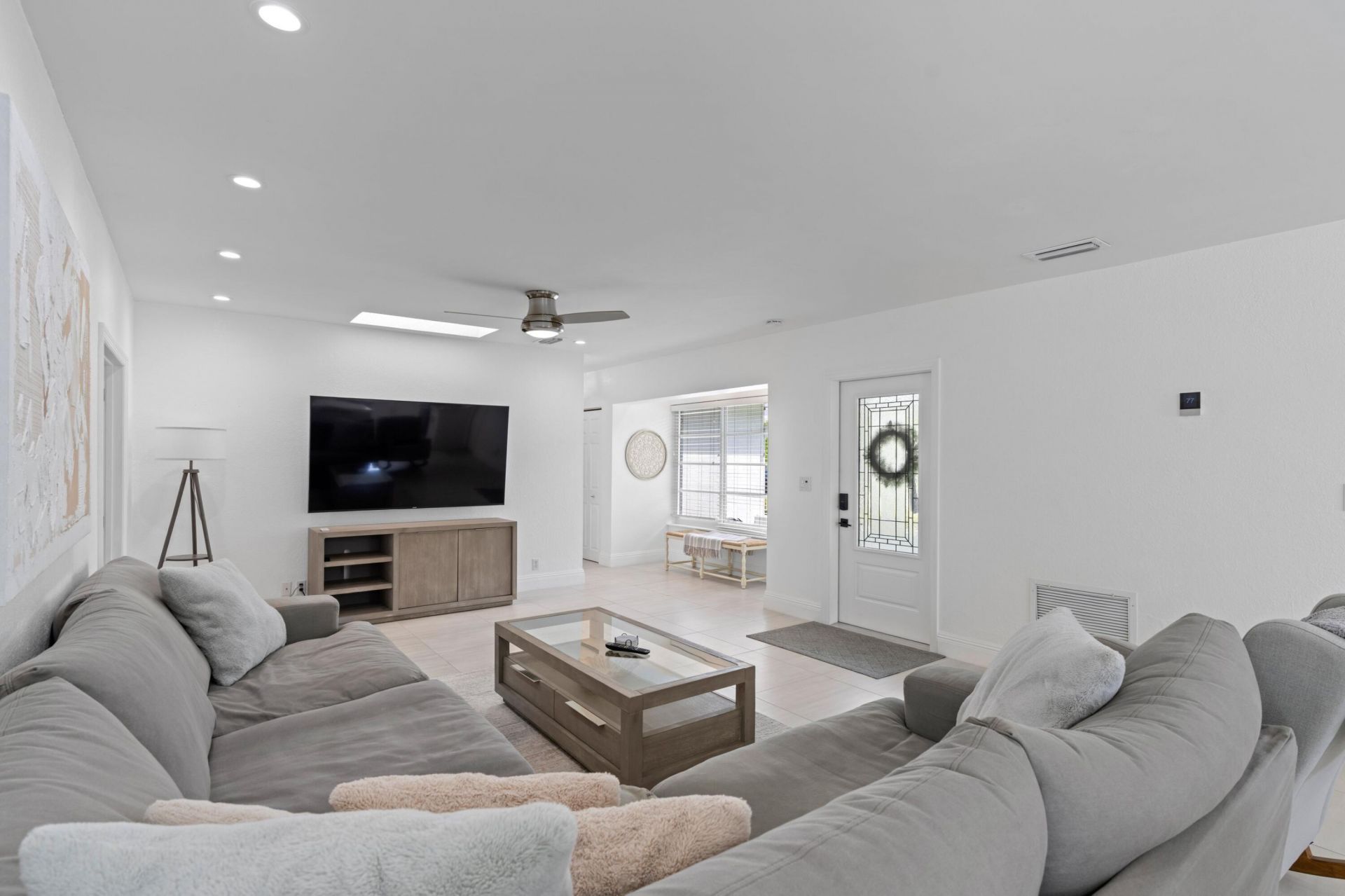 124 Oregon Lane, Boca Raton, FL 33487 Photo