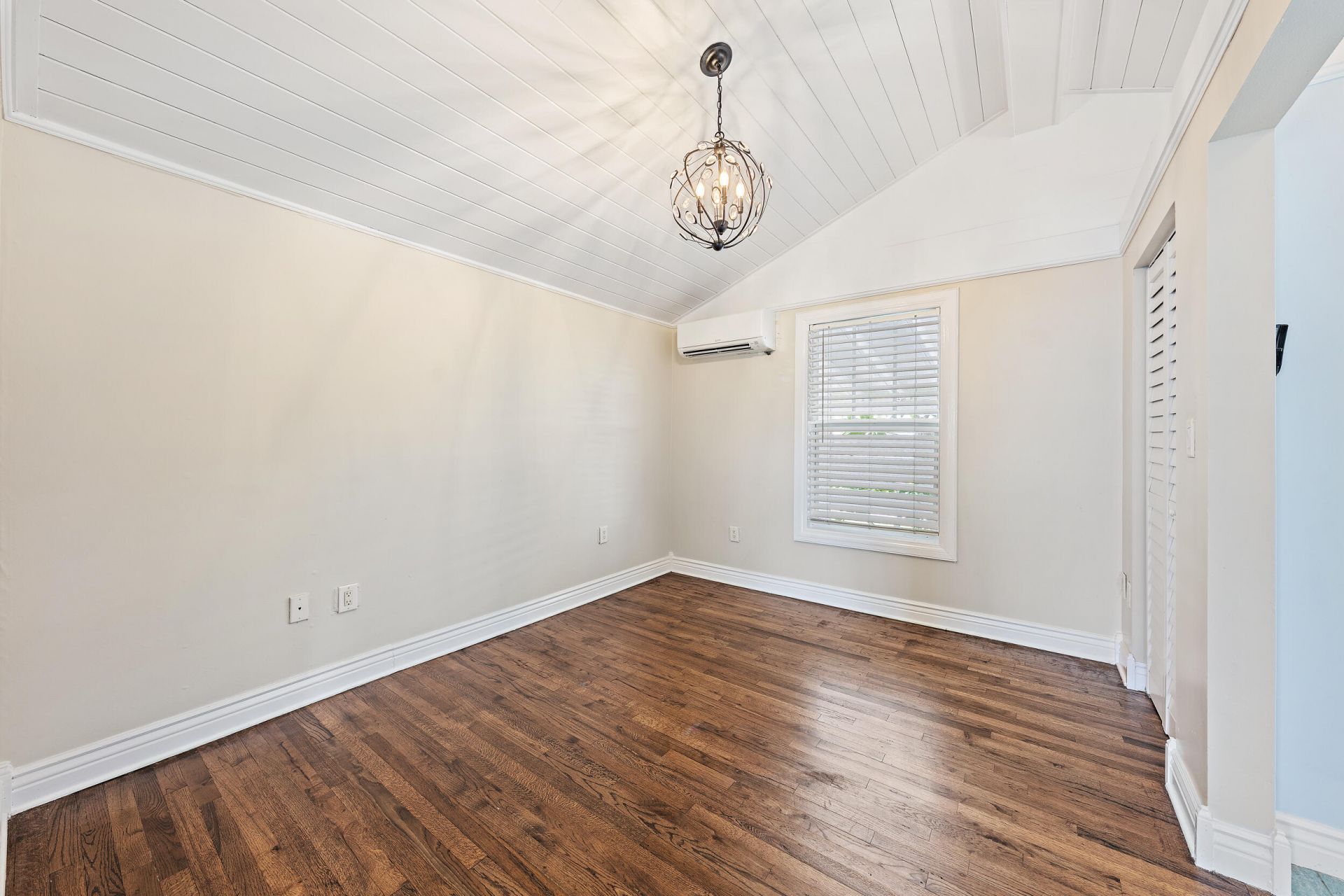 200 E 24th Street, Riviera Beach, FL 33404 Photo