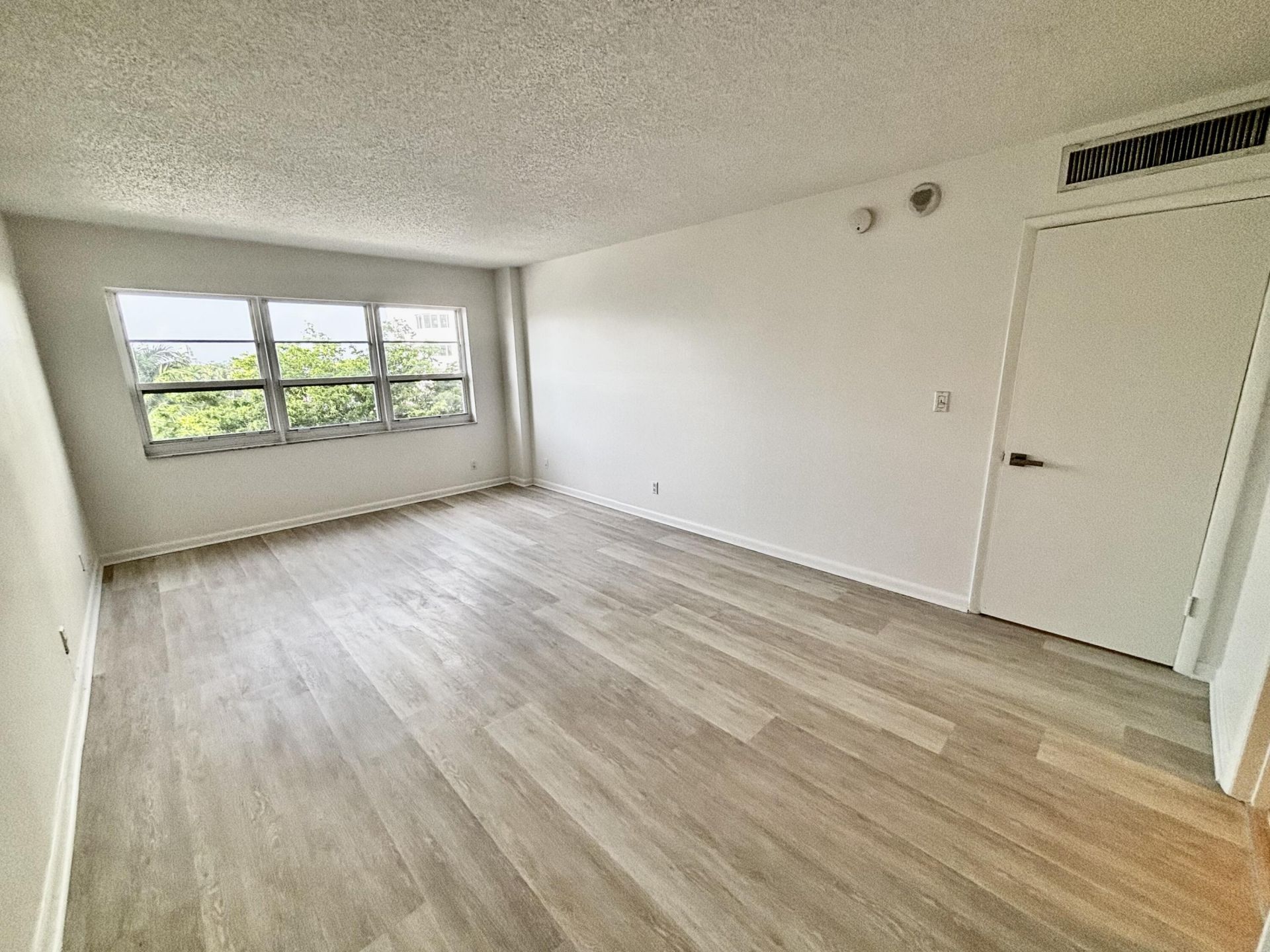 340 Sunset Drive, Unit 501, Fort Lauderdale, FL 33301 Photo