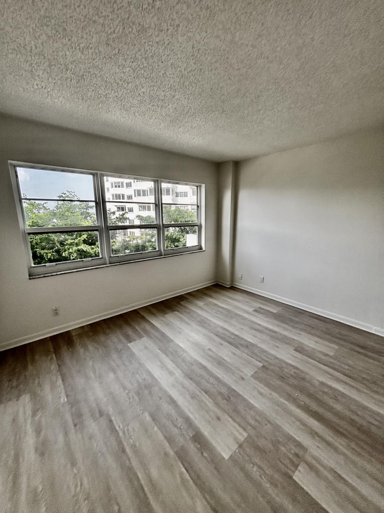 340 Sunset Drive, Unit 501, Fort Lauderdale, FL 33301 Photo