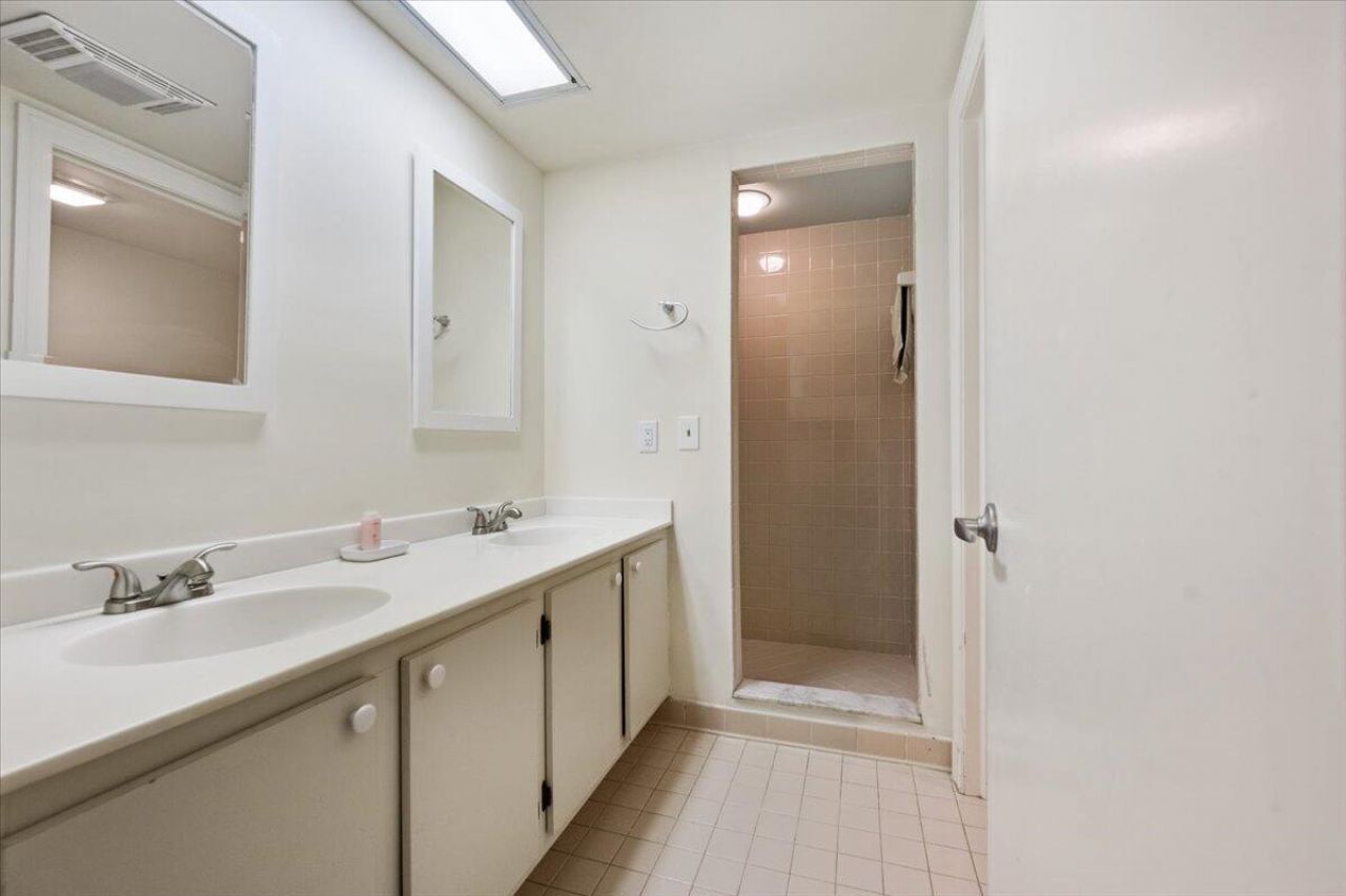 2835 Polo Island Drive, Unit H202, Wellington, FL 33414 Photo