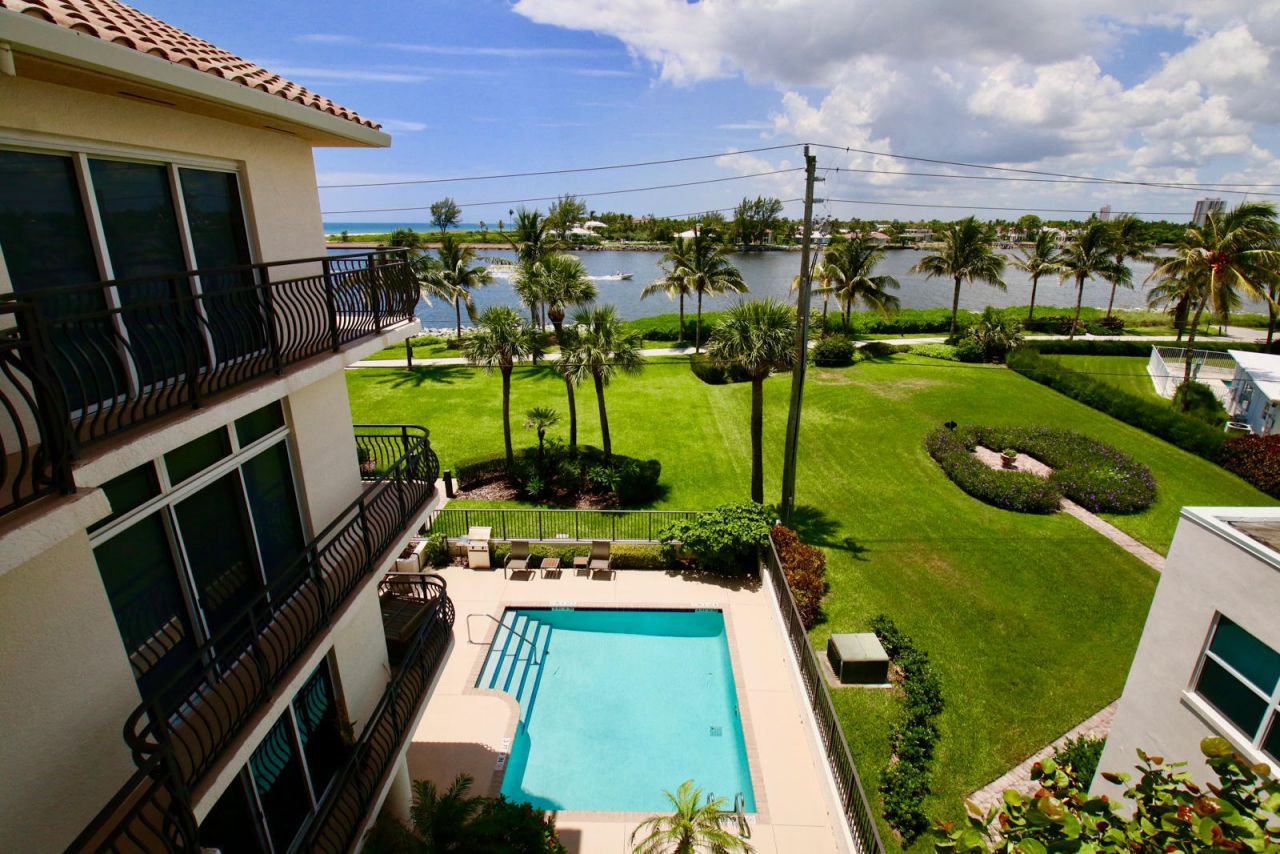 314 Inlet Way, Unit 303, Palm Beach Shores, FL 33404 Photo