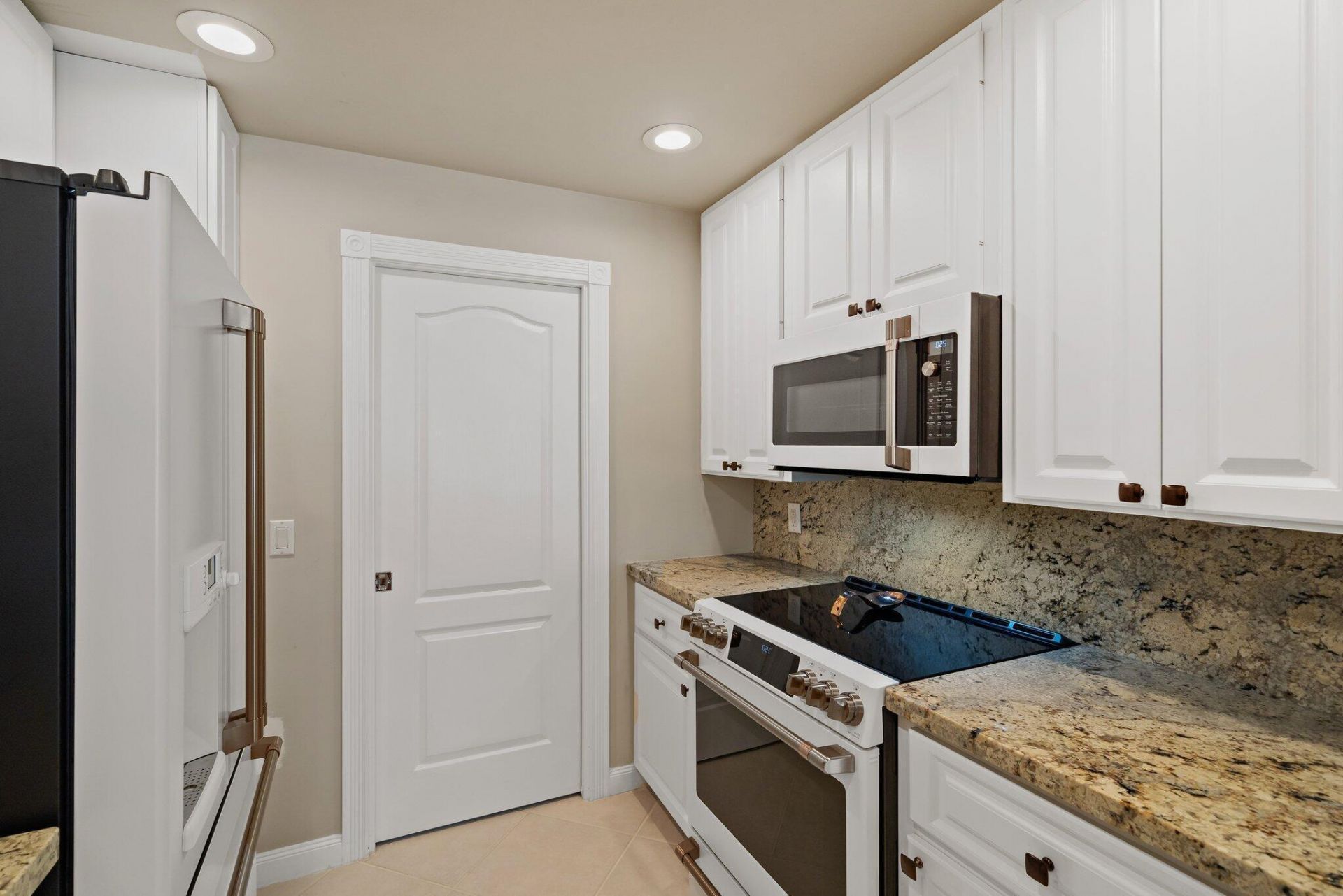 2117 Tigris Drive, West Palm Beach, FL 33411 Photo