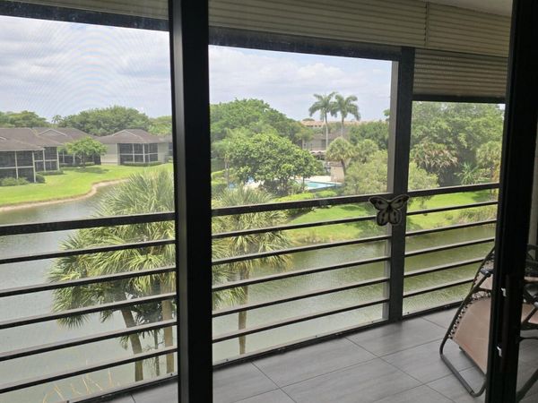7580 Regency Lake Drive, Unit 402, Boca Raton, FL 33433