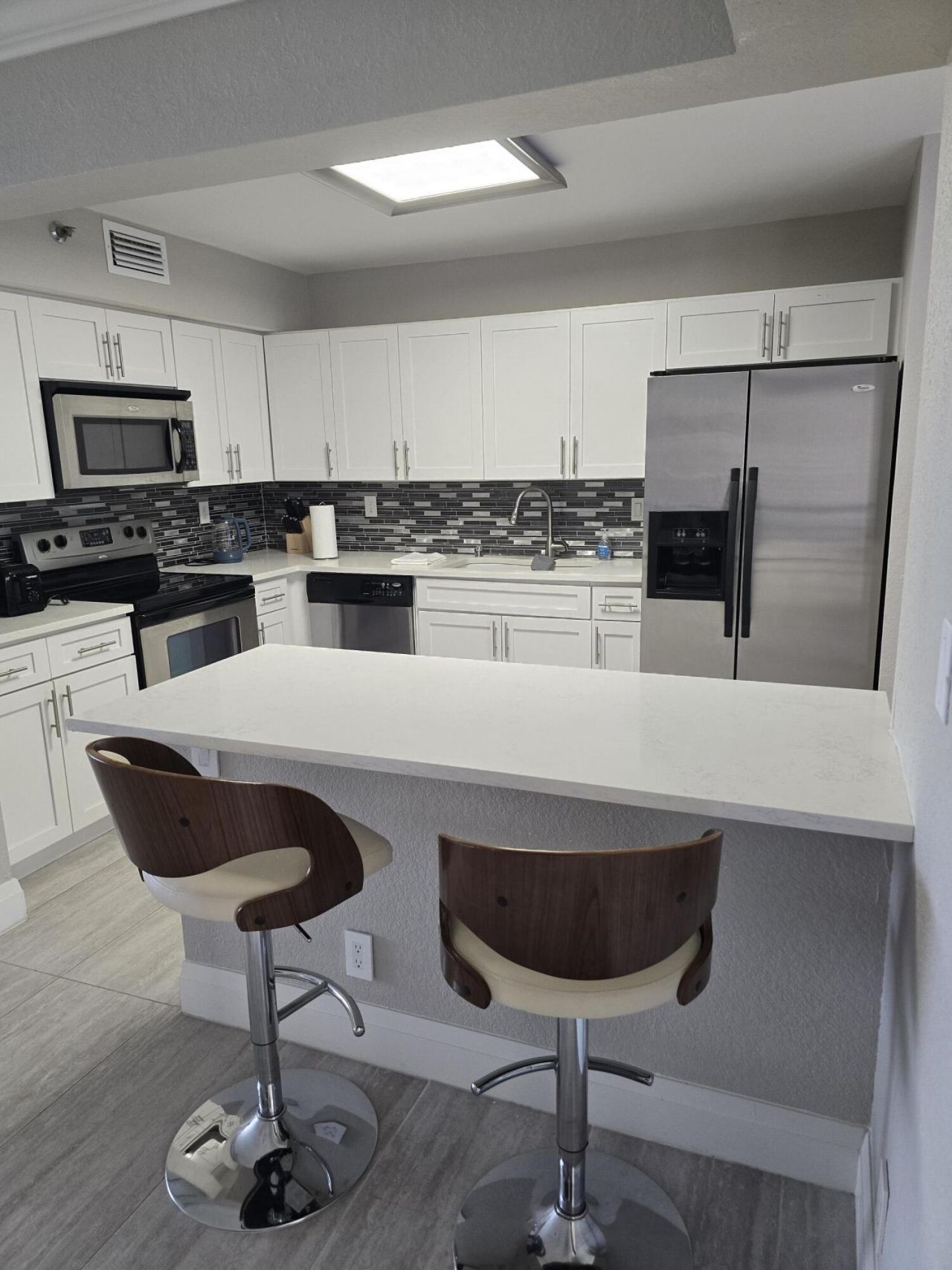 7580 Regency Lake Drive, Unit 402, Boca Raton, FL 33433 Photo