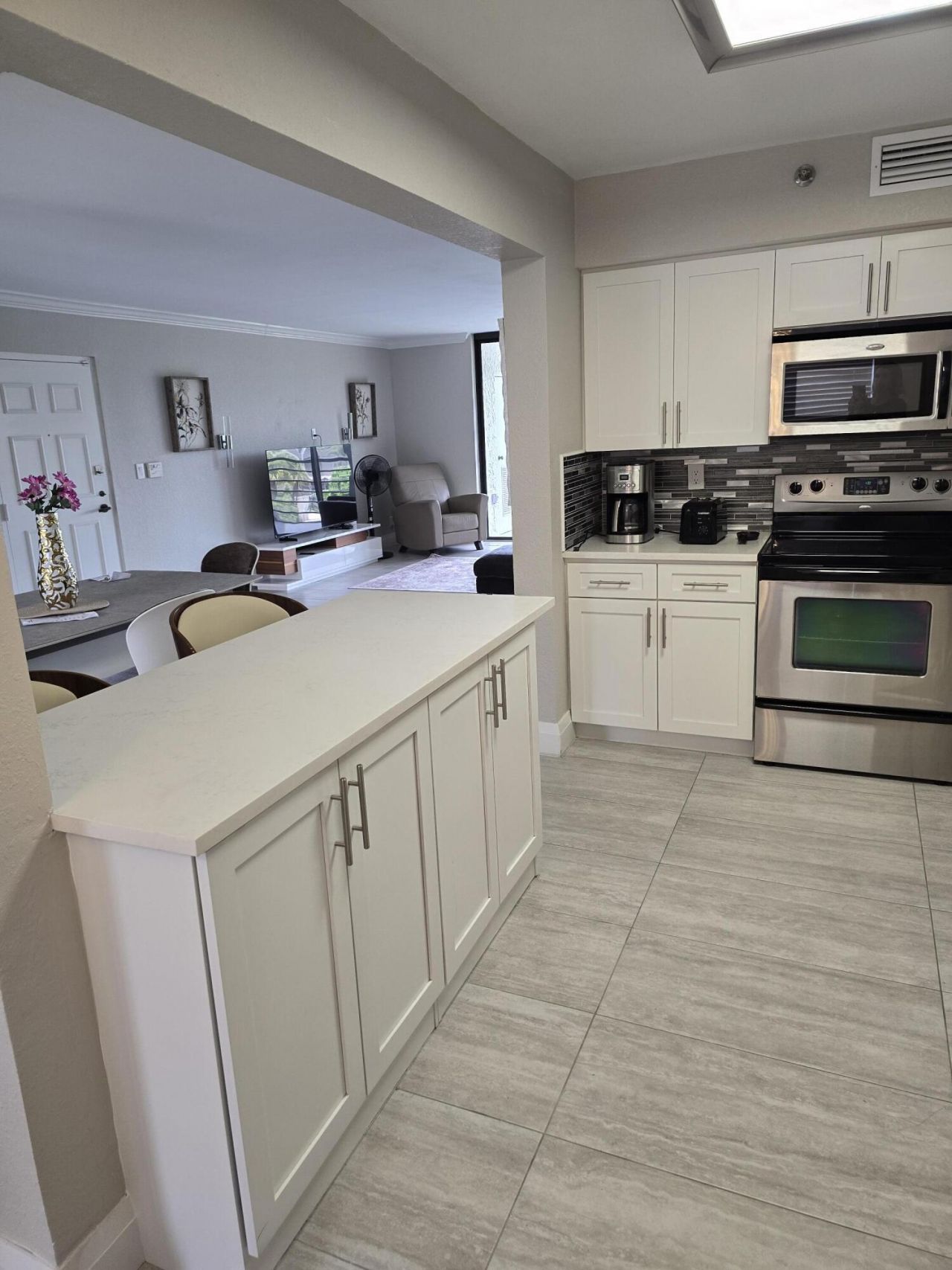 7580 Regency Lake Drive, Unit 402, Boca Raton, FL 33433 Photo