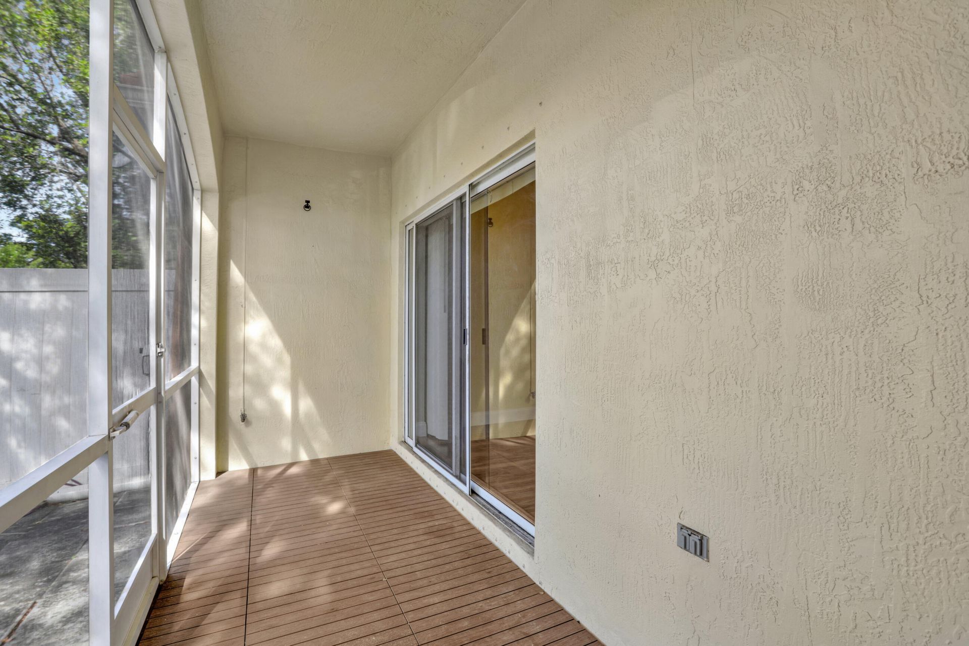 6527 Catalina Lane, Tamarac, FL 33321 Photo