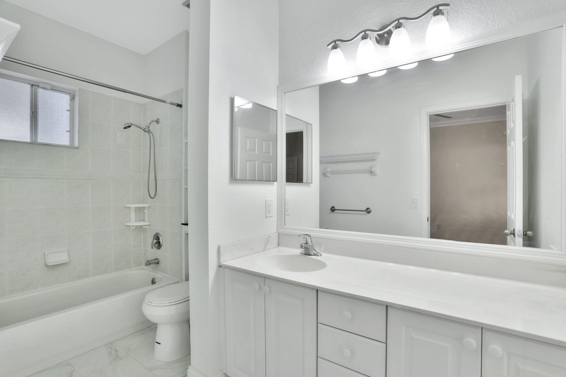 6527 Catalina Lane, Tamarac, FL 33321 Photo