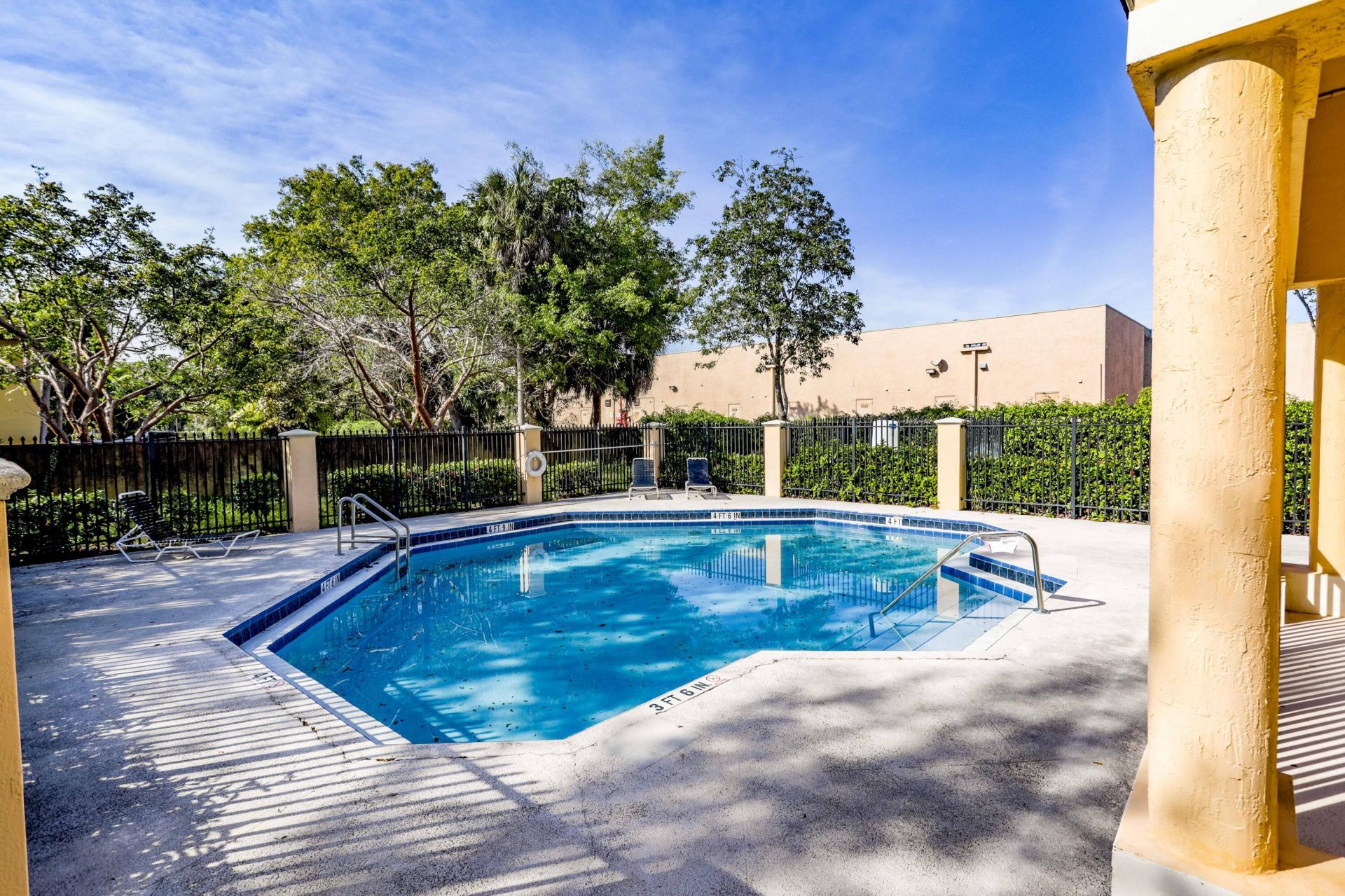 6527 Catalina Lane, Tamarac, FL 33321 Photo