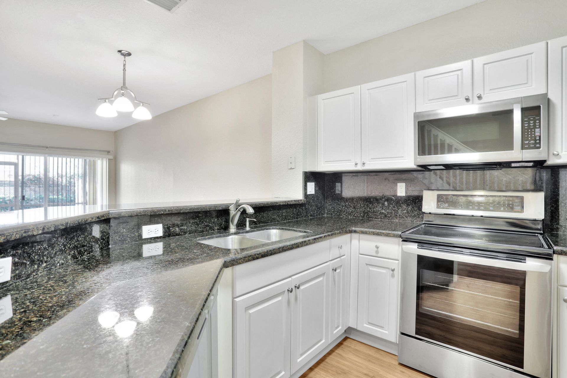 6527 Catalina Lane, Tamarac, FL 33321 Photo