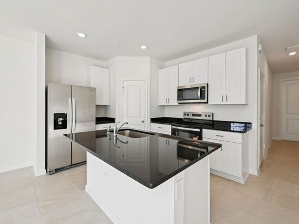 655 Salisbury Circle, Fort Pierce, FL 34982
